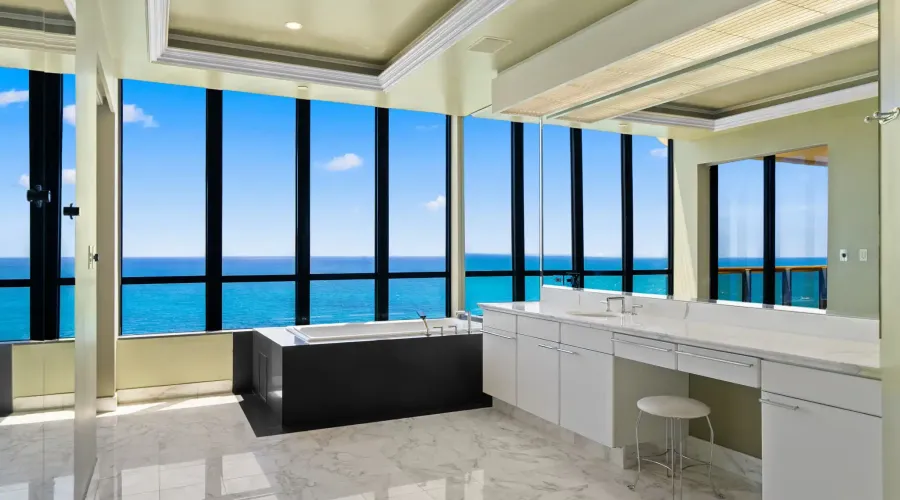 9999 Collins Ave PH 3D, BAL HARBOUR, Florida, 33154, United States, 3 Bedrooms Bedrooms, ,4 BathroomsBathrooms,Condo,For Sale,BAL HARBOUR TOWER,Collins Ave PH 3D,23,1790287