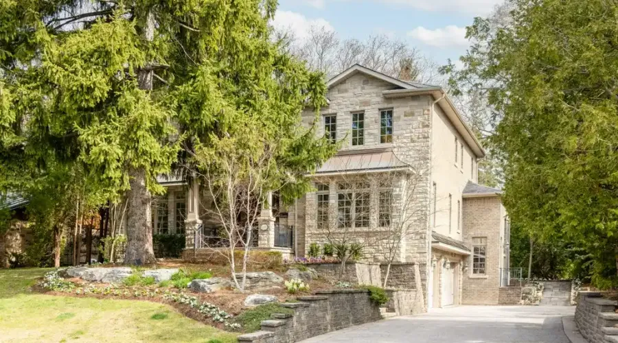 1173 Woodeden Drive, Mississauga, Ontario, L5H 2T7, Canada, 6 Bedrooms Bedrooms, ,6 BathroomsBathrooms,Residential,For Sale,Woodeden Drive,1795700