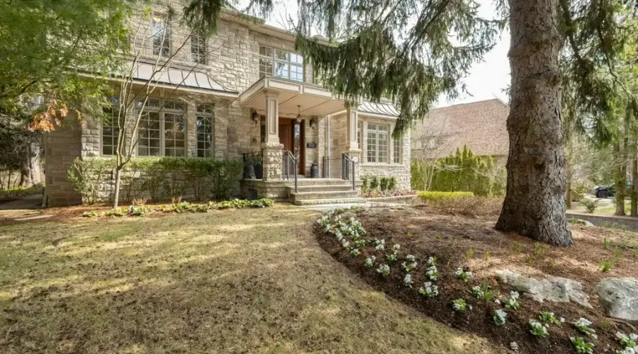 1173 Woodeden Drive, Mississauga, Ontario, L5H 2T7, Canada, 6 Bedrooms Bedrooms, ,6 BathroomsBathrooms,Residential,For Sale,Woodeden Drive,1795700