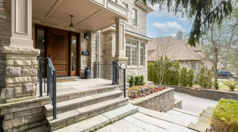 1173 Woodeden Drive, Mississauga, Ontario, L5H 2T7, Canada, 6 Bedrooms Bedrooms, ,6 BathroomsBathrooms,Residential,For Sale,Woodeden Drive,1795700