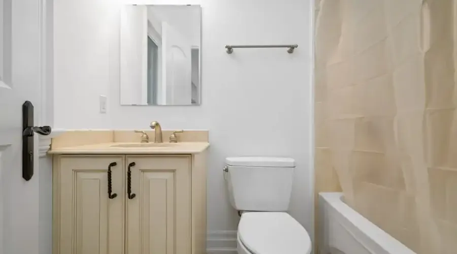 1173 Woodeden Drive, Mississauga, Ontario, L5H 2T7, Canada, 6 Bedrooms Bedrooms, ,6 BathroomsBathrooms,Residential,For Sale,Woodeden Drive,1795700