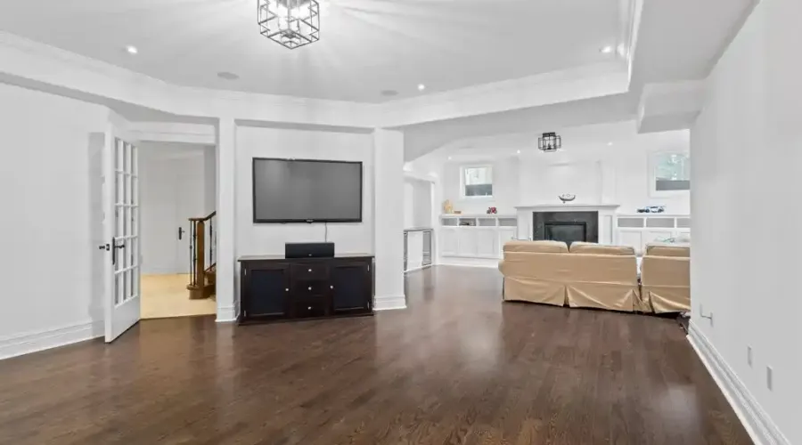 1173 Woodeden Drive, Mississauga, Ontario, L5H 2T7, Canada, 6 Bedrooms Bedrooms, ,6 BathroomsBathrooms,Residential,For Sale,Woodeden Drive,1795700