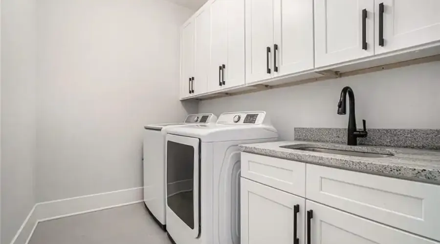 396 Academy Street, Alpharetta, Georgia, 30009, United States, 5 Bedrooms Bedrooms, ,4 BathroomsBathrooms,Residential,For Sale,396 Academy Street,1796136