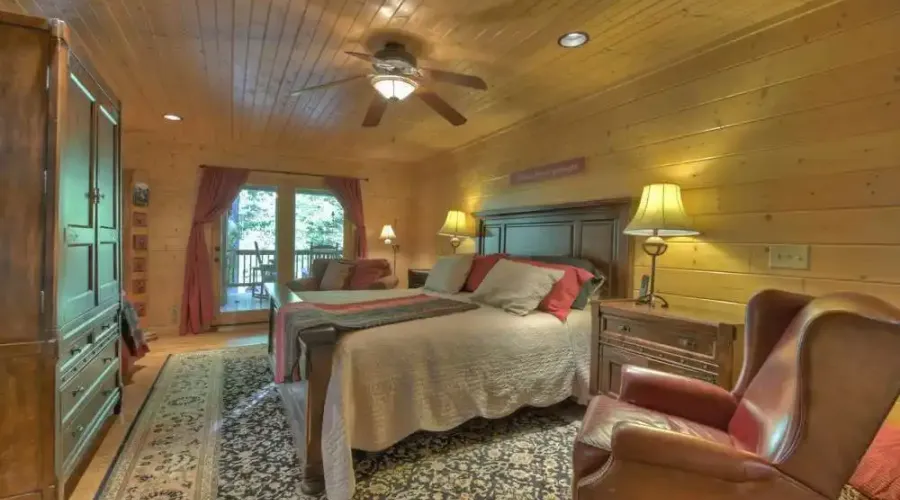 730 Riverside Lane, Blue Ridge, Georgia, 30513, United States, 4 Bedrooms Bedrooms, ,3 BathroomsBathrooms,Residential,For Sale,730 Riverside Lane,1797174