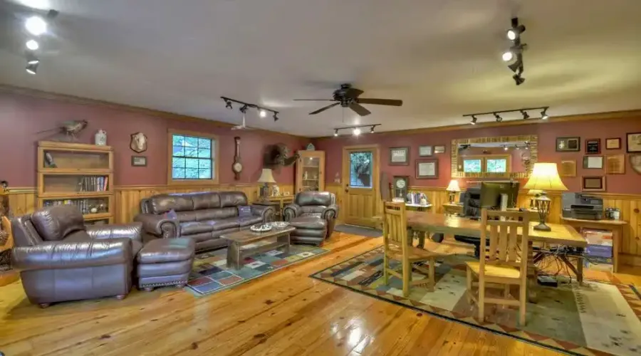 730 Riverside Lane, Blue Ridge, Georgia, 30513, United States, 4 Bedrooms Bedrooms, ,3 BathroomsBathrooms,Residential,For Sale,730 Riverside Lane,1797174