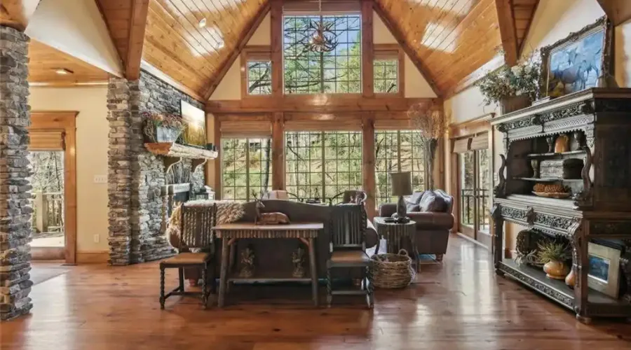 124 River Shoals Road, Ellijay, Georgia, 30536, United States, 5 Bedrooms Bedrooms, ,4 BathroomsBathrooms,Residential,For Sale,124 River Shoals Road,1797407