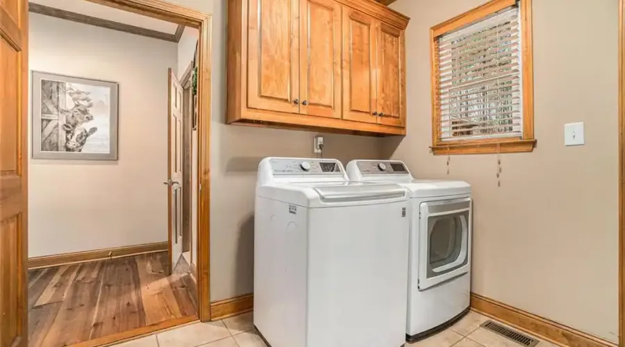 430 Moccasin Gap Road, Jackson, Georgia, 30233, United States, 4 Bedrooms Bedrooms, ,4 BathroomsBathrooms,Residential,For Sale,430 Moccasin Gap Road,1797408