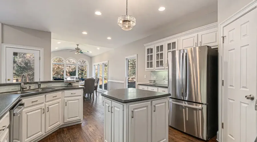 6614 Club View Court, Flowery Branch, Georgia, 30542, United States, 5 Bedrooms Bedrooms, ,5 BathroomsBathrooms,Residential,For Sale,6614 Club View Court,1797409