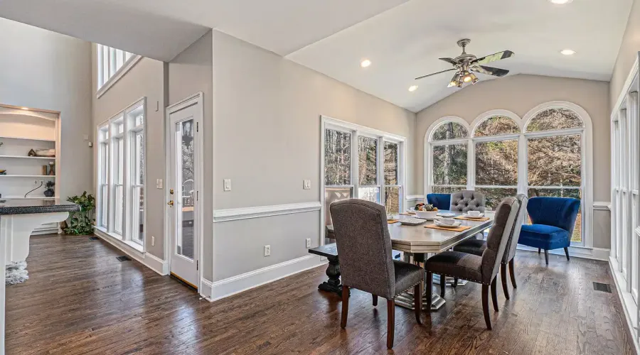 6614 Club View Court, Flowery Branch, Georgia, 30542, United States, 5 Bedrooms Bedrooms, ,5 BathroomsBathrooms,Residential,For Sale,6614 Club View Court,1797409