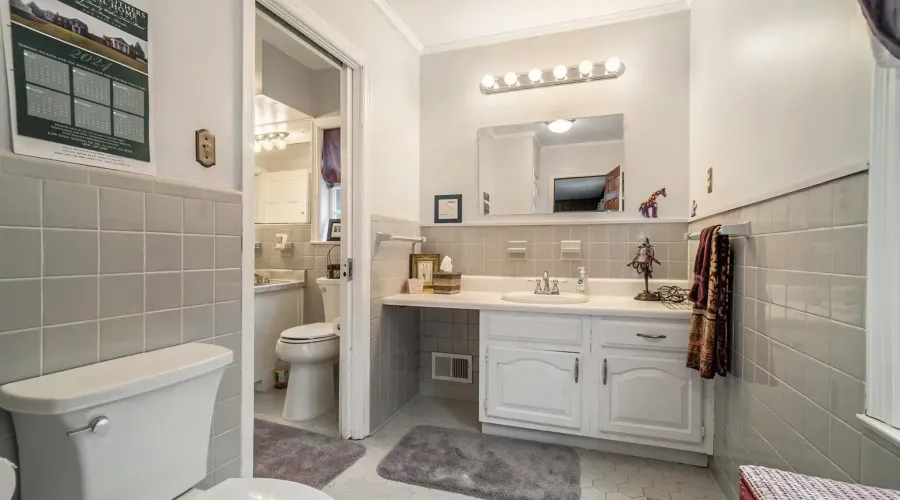 3074 Cascade Road SW, Atlanta, Georgia, 30311, United States, 5 Bedrooms Bedrooms, ,5 BathroomsBathrooms,Residential,For Sale,3074 Cascade Road SW,1797410