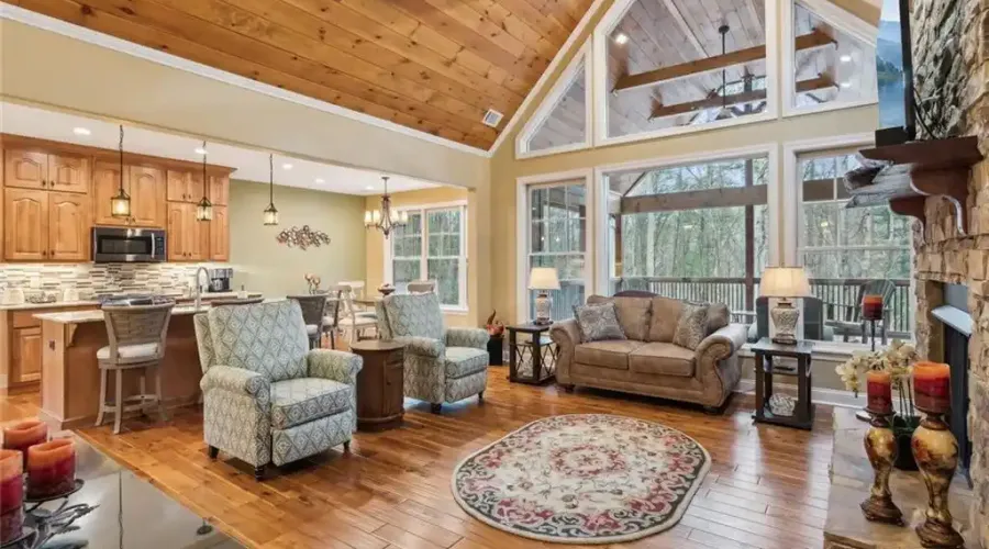 290 North Harris Creek Drive, Ellijay, Georgia, 30540, United States, 4 Bedrooms Bedrooms, ,4 BathroomsBathrooms,Residential,For Sale,290 North Harris Creek Drive,1797411
