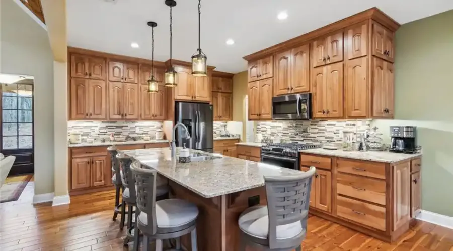 290 North Harris Creek Drive, Ellijay, Georgia, 30540, United States, 4 Bedrooms Bedrooms, ,4 BathroomsBathrooms,Residential,For Sale,290 North Harris Creek Drive,1797411