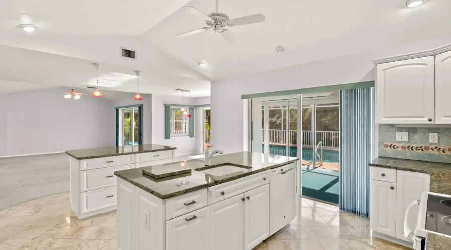 548 Chert Court, Sanibel, Florida, 33957, United States, 3 Bedrooms Bedrooms, 10 Rooms Rooms,2 BathroomsBathrooms,Residential,For Sale,Chert,1801054