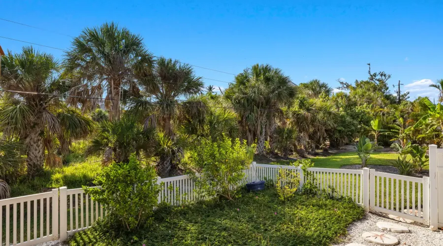 548 Chert Court, Sanibel, Florida, 33957, United States, 3 Bedrooms Bedrooms, 10 Rooms Rooms,2 BathroomsBathrooms,Residential,For Sale,Chert,1801054