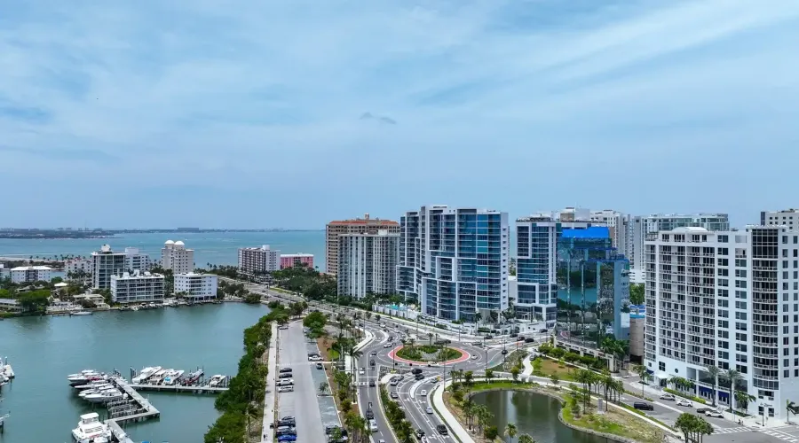 1255 N Gulfstream Ave, Sarasota, Florida, 34236, United States, 3 Bedrooms Bedrooms, 6 Rooms Rooms,3 BathroomsBathrooms,Condo,For Sale,Bay Plaza,Gulfstream ,4,1820298