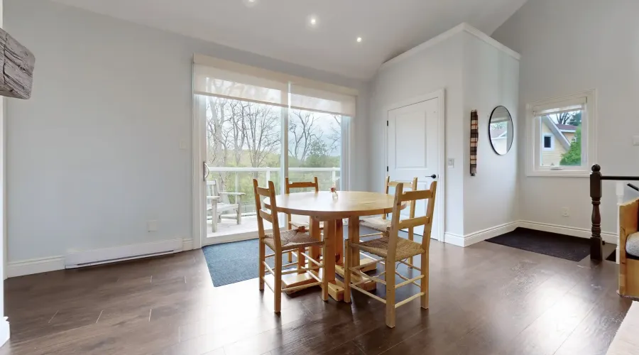 6 Macleod Estate Crt, Richmond Hill, Ontario, Canada, 2 Bedrooms Bedrooms, 5 Rooms Rooms,3 BathroomsBathrooms,Residential,For Sale,Macleod Estate,1824046