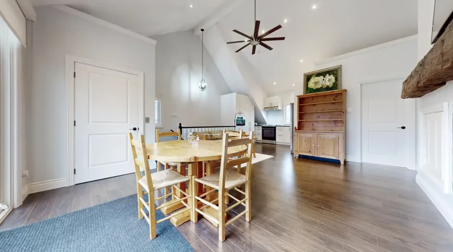 6 Macleod Estate Crt, Richmond Hill, Ontario, Canada, 2 Bedrooms Bedrooms, 5 Rooms Rooms,3 BathroomsBathrooms,Residential,For Sale,Macleod Estate,1824046