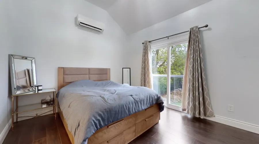 6 Macleod Estate Crt, Richmond Hill, Ontario, Canada, 2 Bedrooms Bedrooms, 5 Rooms Rooms,3 BathroomsBathrooms,Residential,For Sale,Macleod Estate,1824046