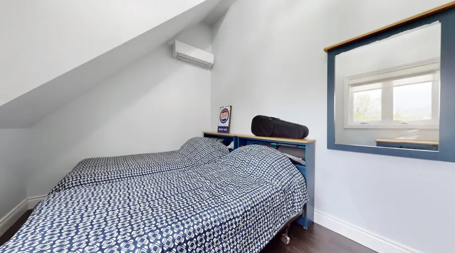 6 Macleod Estate Crt, Richmond Hill, Ontario, Canada, 2 Bedrooms Bedrooms, 5 Rooms Rooms,3 BathroomsBathrooms,Residential,For Sale,Macleod Estate,1824046