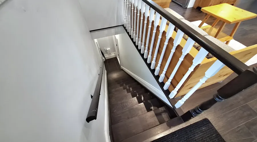 6 Macleod Estate Crt, Richmond Hill, Ontario, Canada, 2 Bedrooms Bedrooms, 5 Rooms Rooms,3 BathroomsBathrooms,Residential,For Sale,Macleod Estate,1824046