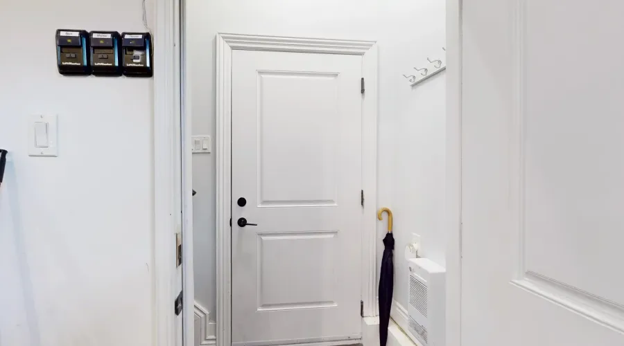 6 Macleod Estate Crt, Richmond Hill, Ontario, Canada, 2 Bedrooms Bedrooms, 5 Rooms Rooms,3 BathroomsBathrooms,Residential,For Sale,Macleod Estate,1824046