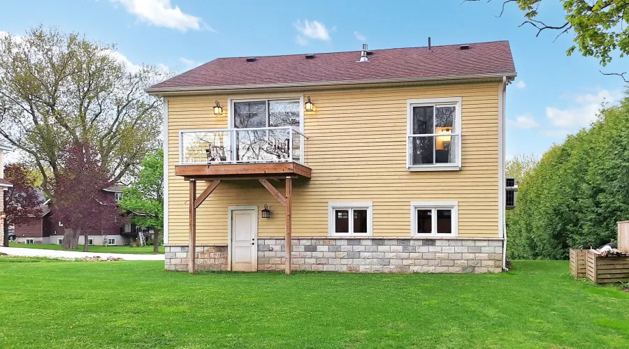 6 Macleod Estate Crt, Richmond Hill, Ontario, Canada, 2 Bedrooms Bedrooms, 5 Rooms Rooms,3 BathroomsBathrooms,Residential,For Sale,Macleod Estate,1824046