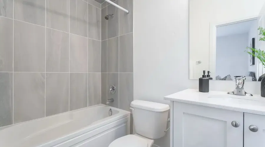 1949 Barbertown Road, Mississauga, Ontario, L5M 2G9, Canada, 4 Bedrooms Bedrooms, ,5 BathroomsBathrooms,Residential,For Sale,1949,1828667