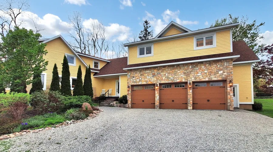 8 Macleod Estate Crt, Richmond Hill, Ontario, Canada, ,5 BathroomsBathrooms,Residential,For Sale,Macleod Estate,1828700