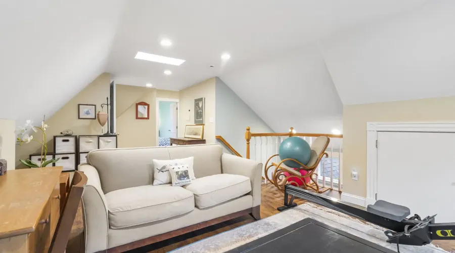 104 Main Street, Topsfield, Massachusetts, 01983, United States, 6 Bedrooms Bedrooms, 11 Rooms Rooms,3 BathroomsBathrooms,Residential,For Sale,Main ,1829802