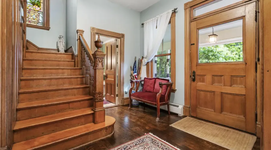 104 Main Street, Topsfield, Massachusetts, 01983, United States, 6 Bedrooms Bedrooms, 11 Rooms Rooms,3 BathroomsBathrooms,Residential,For Sale,Main ,1829802