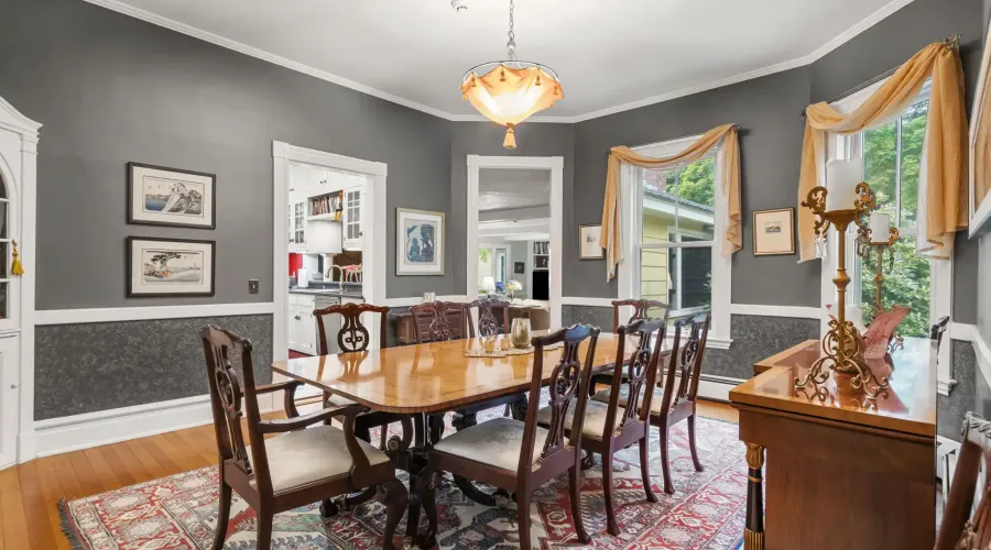 104 Main Street, Topsfield, Massachusetts, 01983, United States, 6 Bedrooms Bedrooms, 11 Rooms Rooms,3 BathroomsBathrooms,Residential,For Sale,Main ,1829802