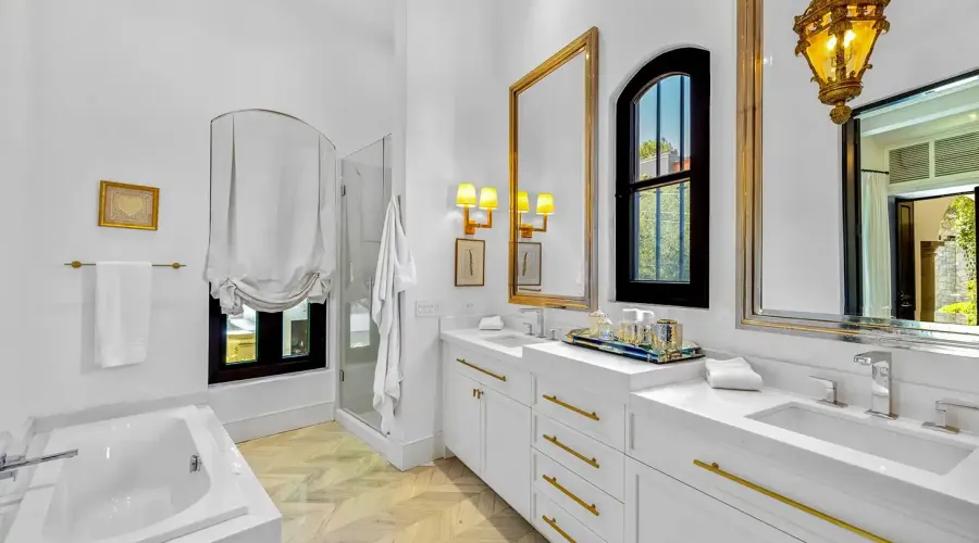San Miguel de Allende, 37777, Mexico, 5 Bedrooms Bedrooms, ,5 BathroomsBathrooms,Residential,For Sale,1831883