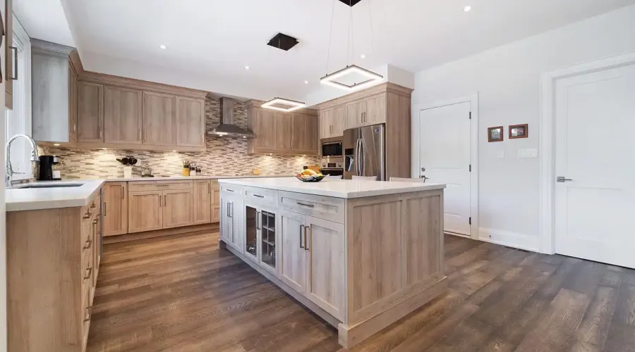 2163 Deyncourt Drive, Burlington, Ontario, L7R 1W2, Canada, 3 Bedrooms Bedrooms, ,4 BathroomsBathrooms,Residential,For Sale,Deyncourt Drive,1834491