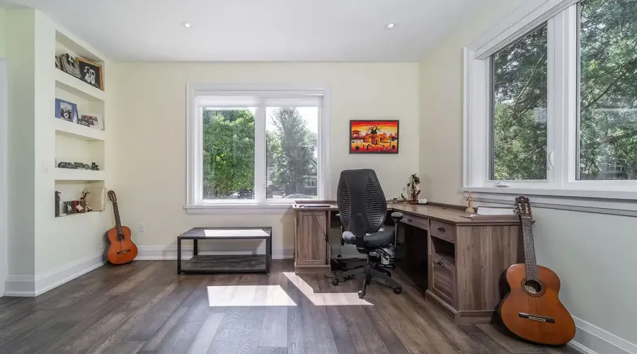 2163 Deyncourt Drive, Burlington, Ontario, L7R 1W2, Canada, 3 Bedrooms Bedrooms, ,4 BathroomsBathrooms,Residential,For Sale,Deyncourt Drive,1834491