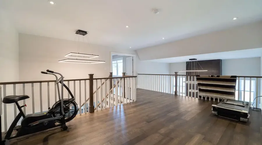 2163 Deyncourt Drive, Burlington, Ontario, L7R 1W2, Canada, 3 Bedrooms Bedrooms, ,4 BathroomsBathrooms,Residential,For Sale,Deyncourt Drive,1834491