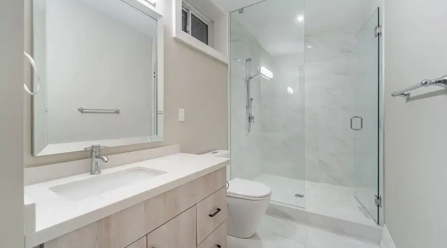 2163 Deyncourt Drive, Burlington, Ontario, L7R 1W2, Canada, 3 Bedrooms Bedrooms, ,4 BathroomsBathrooms,Residential,For Sale,Deyncourt Drive,1834491