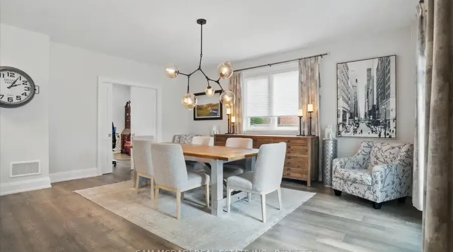 2163 Deyncourt Drive, Burlington, Ontario, L7R 1W2, Canada, 3 Bedrooms Bedrooms, ,4 BathroomsBathrooms,Residential,For Sale,Deyncourt Drive,1834491