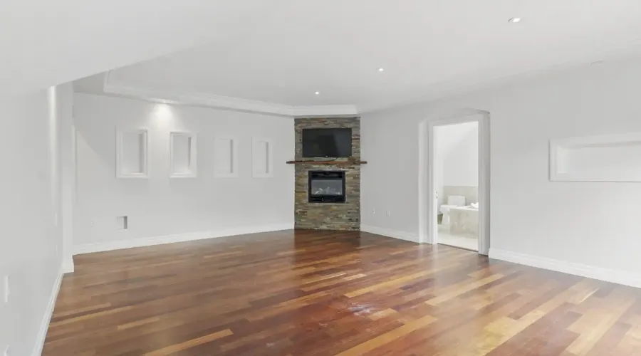 955 Albertson Crescent, Mississauga, Ontario, L5H 3C6, Canada, 4 Bedrooms Bedrooms, ,5 BathroomsBathrooms,Residential,For Sale,Albertson Crescent,1834495