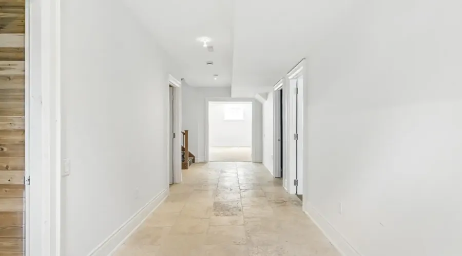 955 Albertson Crescent, Mississauga, Ontario, L5H 3C6, Canada, 4 Bedrooms Bedrooms, ,5 BathroomsBathrooms,Residential,For Sale,Albertson Crescent,1834495