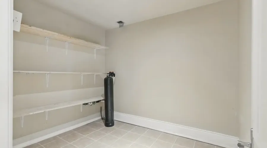 955 Albertson Crescent, Mississauga, Ontario, L5H 3C6, Canada, 4 Bedrooms Bedrooms, ,5 BathroomsBathrooms,Residential,For Sale,Albertson Crescent,1834495