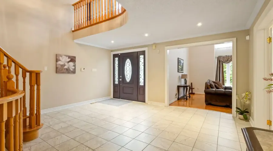 2492 Erin Centre Boulevard, Mississauga, Ontario, L5M 5B2, Canada, 4 Bedrooms Bedrooms, ,6 BathroomsBathrooms,Residential,For Sale,Erin Centre Boulevard,1834496