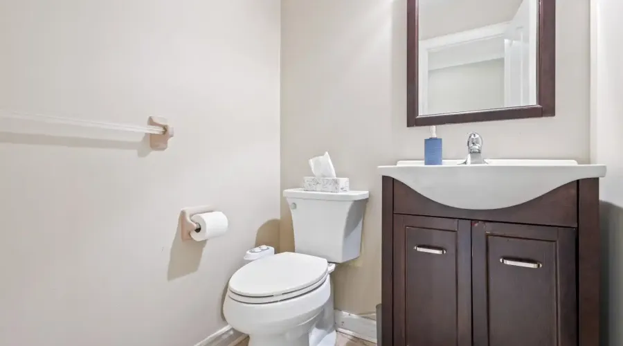 2492 Erin Centre Boulevard, Mississauga, Ontario, L5M 5B2, Canada, 4 Bedrooms Bedrooms, ,6 BathroomsBathrooms,Residential,For Sale,Erin Centre Boulevard,1834496