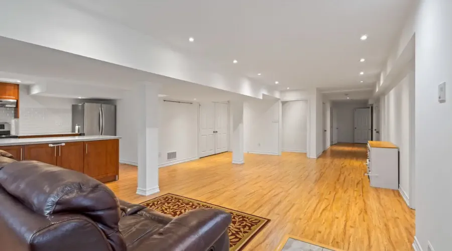 2492 Erin Centre Boulevard, Mississauga, Ontario, L5M 5B2, Canada, 4 Bedrooms Bedrooms, ,6 BathroomsBathrooms,Residential,For Sale,Erin Centre Boulevard,1834496