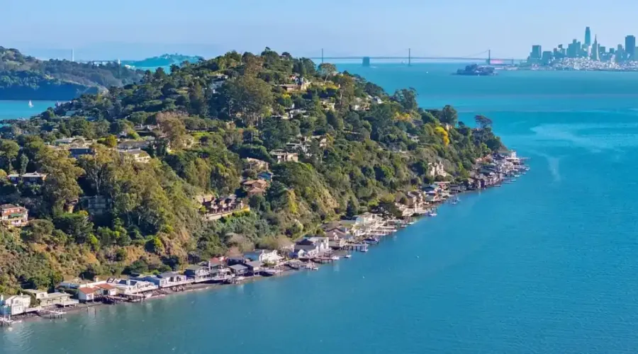 27 West Shore Road, California, United States, 4 Bedrooms Bedrooms, ,3 BathroomsBathrooms,Residential,For Sale,27 West Shore Road,1834498