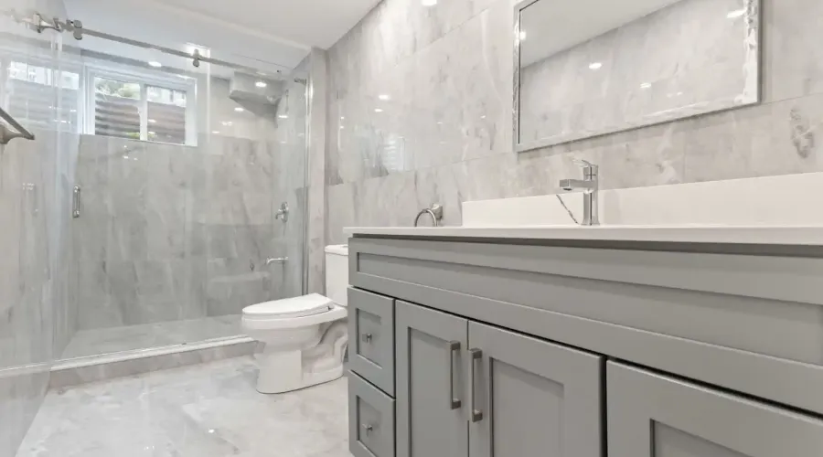 2535 Robin Drive, Mississauga, Ontario, L5K 2G2, Canada, 4 Bedrooms Bedrooms, ,4 BathroomsBathrooms,Residential,For Sale,Robin Drive,1839356