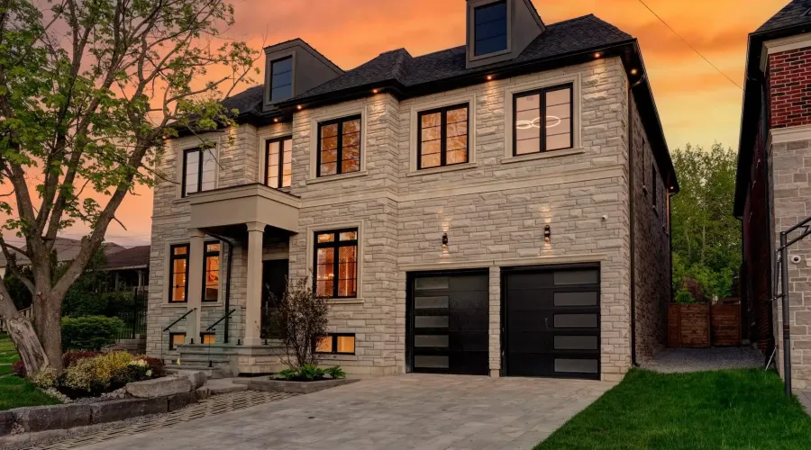 69 Snively St, Richmond Hill, Ontario, Canada, ,7 BathroomsBathrooms,Residential,For Sale,Snively,1839466