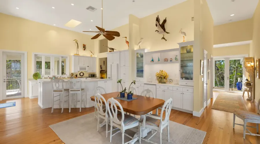 2681 Coconut Drive, Sanibel, Florida, 33957, United States, 3 Bedrooms Bedrooms, 12 Rooms Rooms,3 BathroomsBathrooms,Residential,For Sale,Coconut,1839783