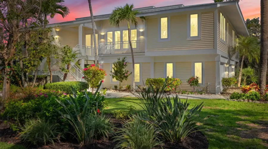 2681 Coconut Drive, Sanibel, Florida, 33957, United States, 3 Bedrooms Bedrooms, 12 Rooms Rooms,3 BathroomsBathrooms,Residential,For Sale,Coconut,1839783