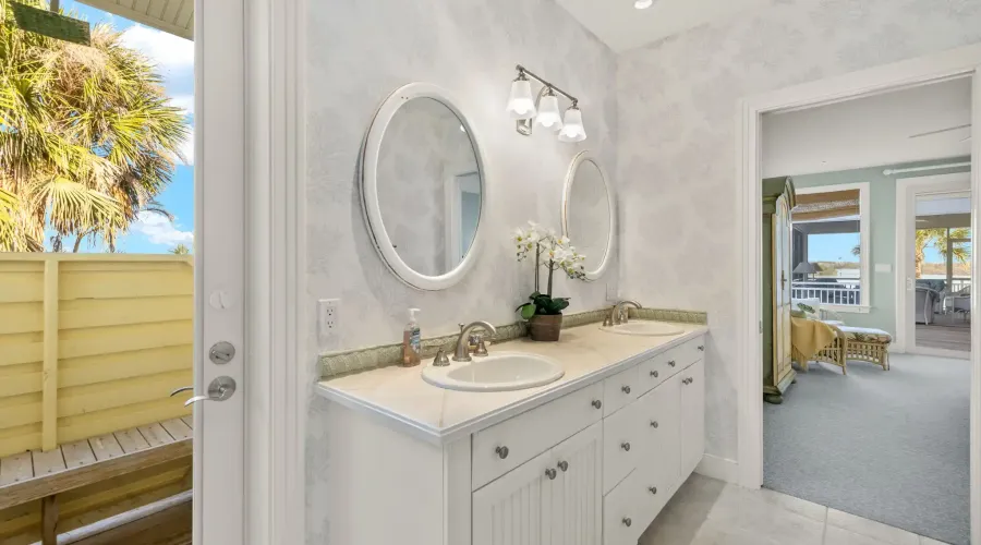 2681 Coconut Drive, Sanibel, Florida, 33957, United States, 3 Bedrooms Bedrooms, 12 Rooms Rooms,3 BathroomsBathrooms,Residential,For Sale,Coconut,1839783