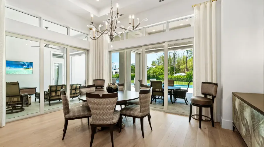 493 Myrtle Rd, Naples, Florida, 34108, United States, 4 Bedrooms Bedrooms, 13 Rooms Rooms,6 BathroomsBathrooms,Single family home,For Sale,Myrtle,1839785